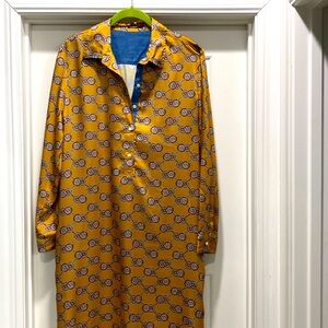 Shift dress or belted dress. Great cuff on sleeve is lined with denim fabric.